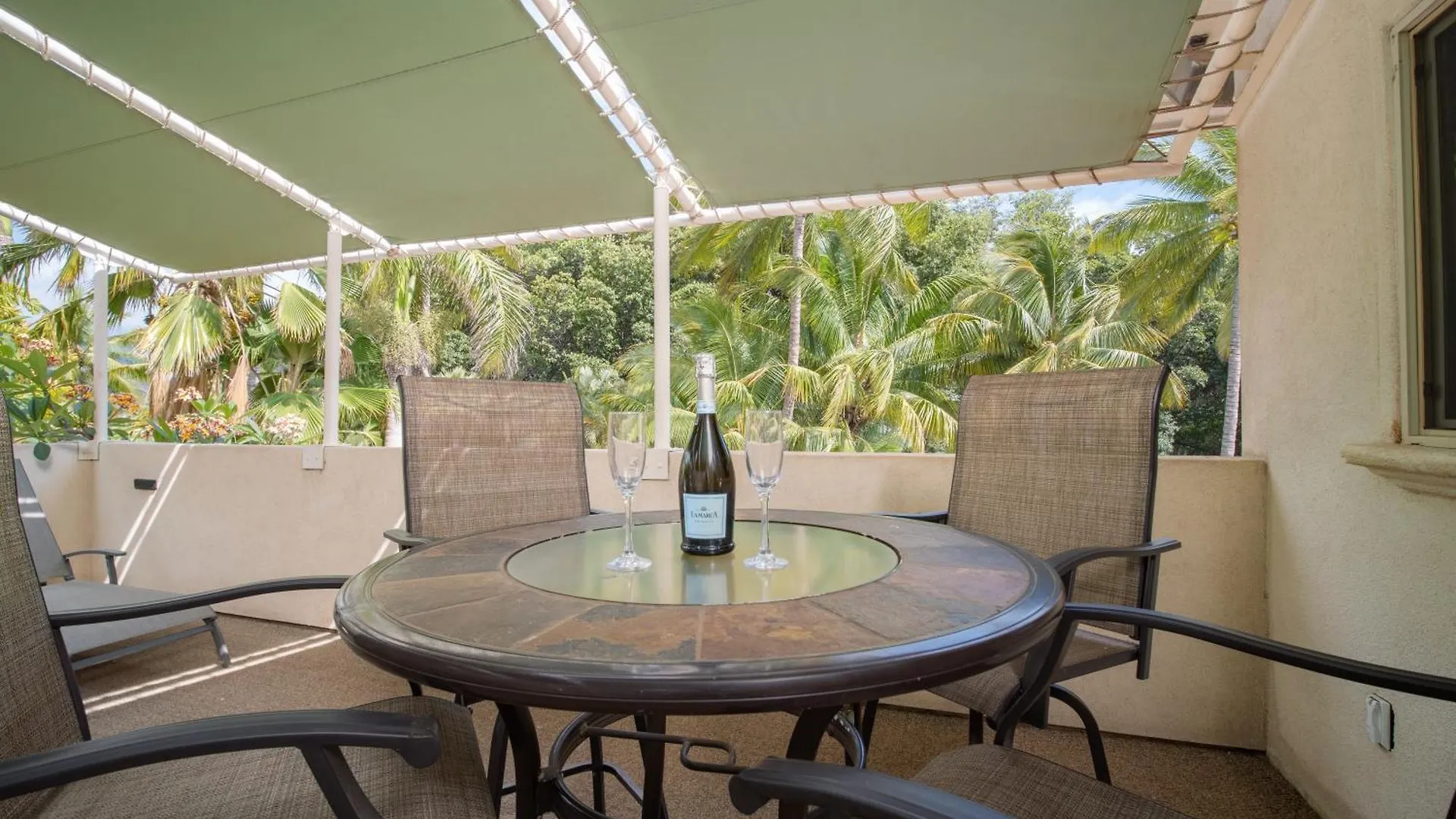 Aloha Aku Ohana Suite - Spacious Garden View Oasis Kihei Apartment